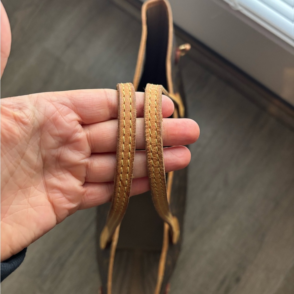 Louis Vuitton Neverfull MM - Picture 9 of 9